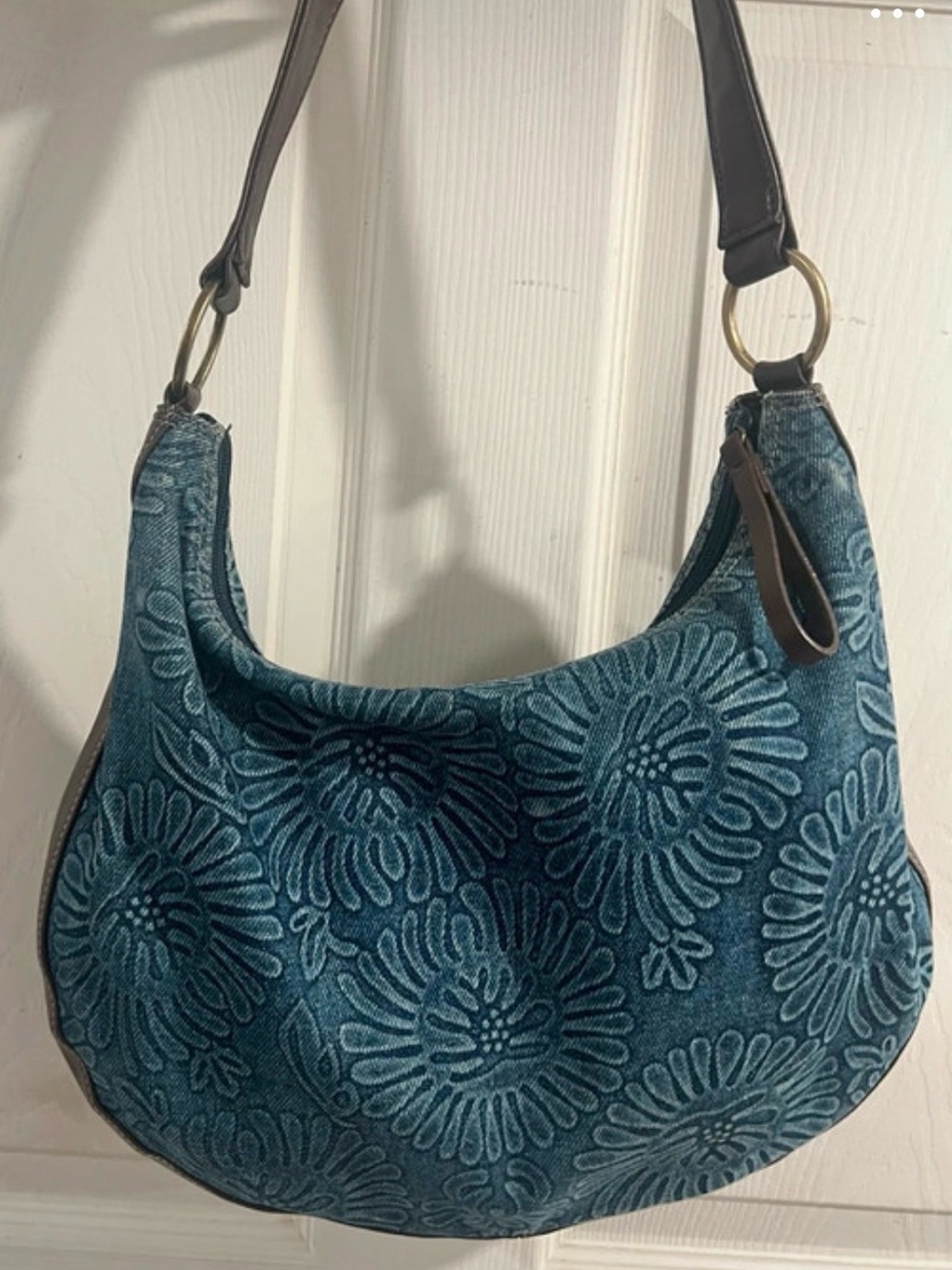 vintage Nine West blue embossed floral denim hobo bag